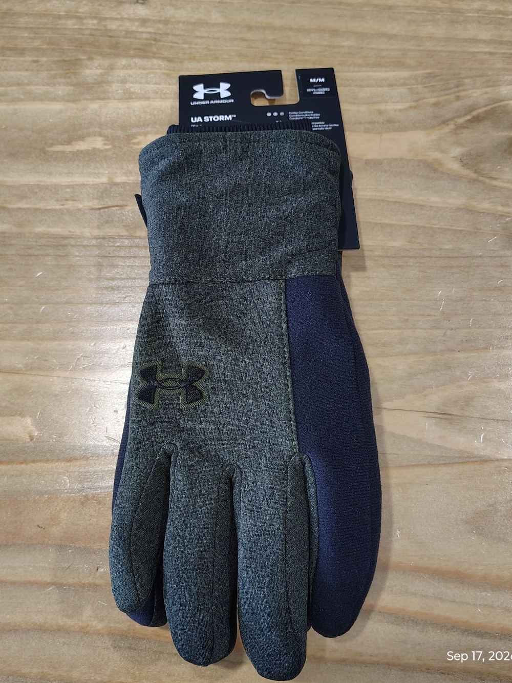 Under Armour Men's UA STORM Gloves in Olive Green and Black